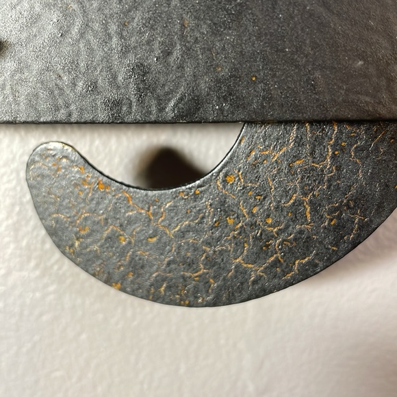 Unique and adorable metal cat clock artisan hand crafted with moving tail! - Picture 6 of 17